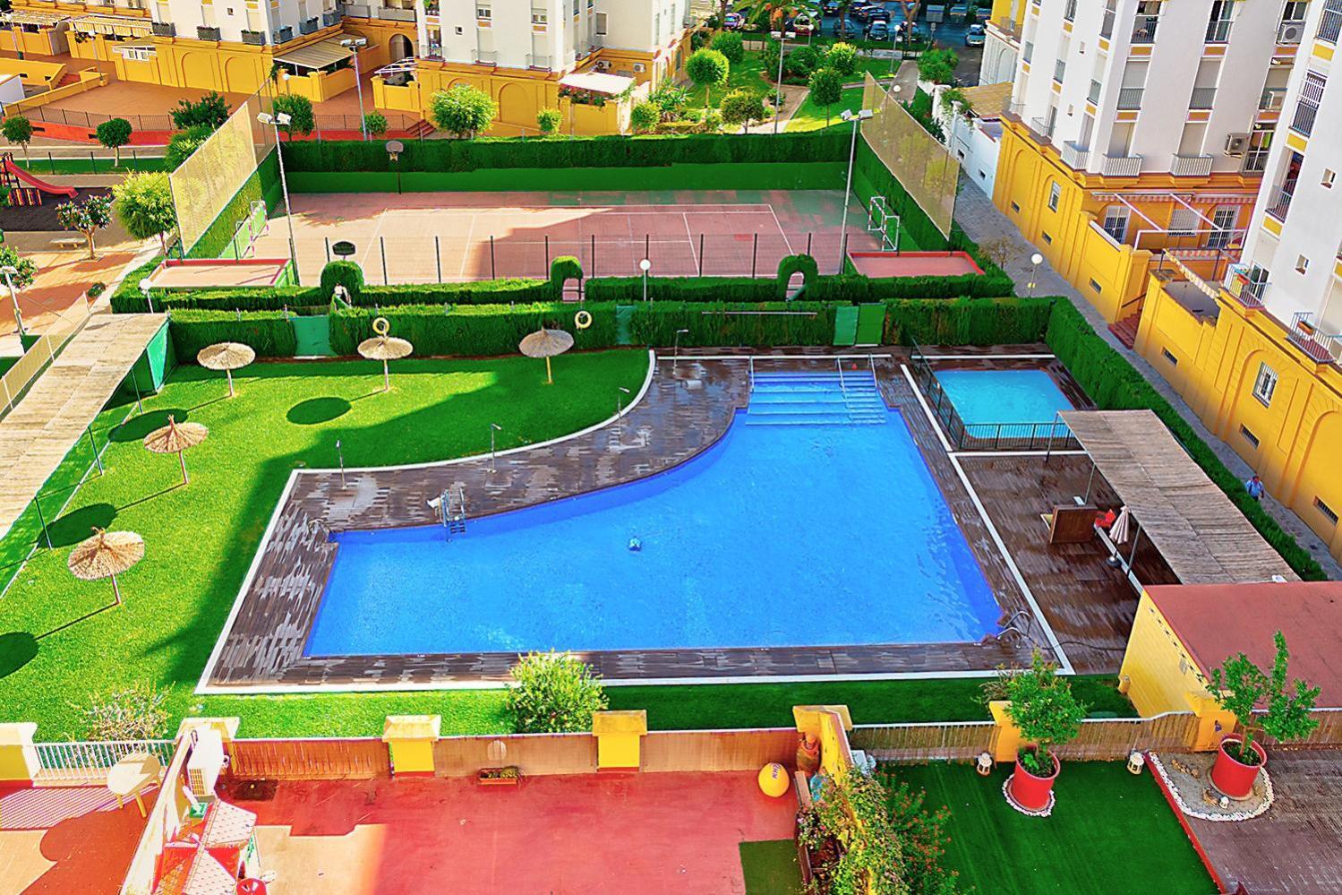 Luxury Apartment In Seville With Pool Ngoại thất bức ảnh